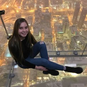 Meet your Posher, Vika